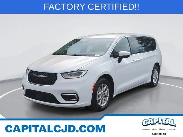 2023 Chrysler Pacifica Touring L