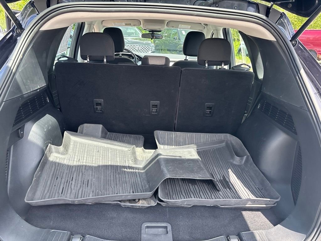 Used 2021 Blue Ford S image 18