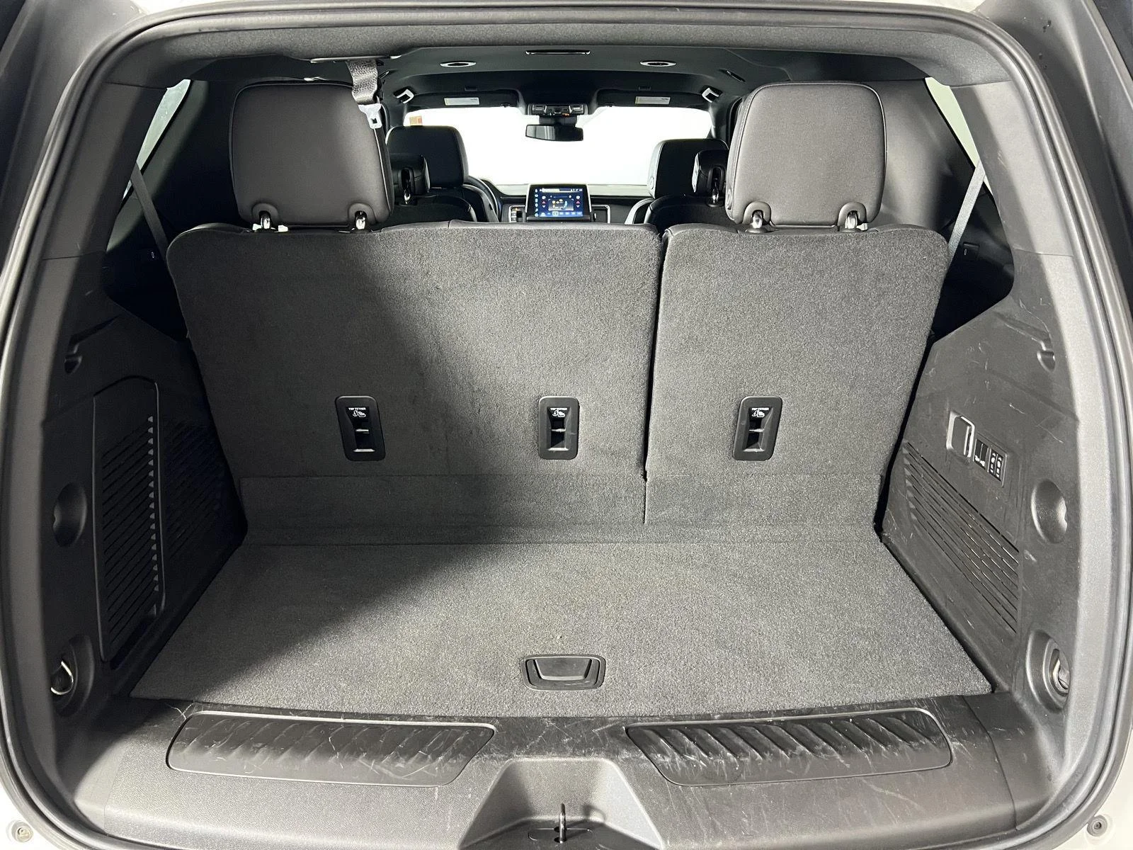 Used 2023 Summit White Chevrolet LT image 25