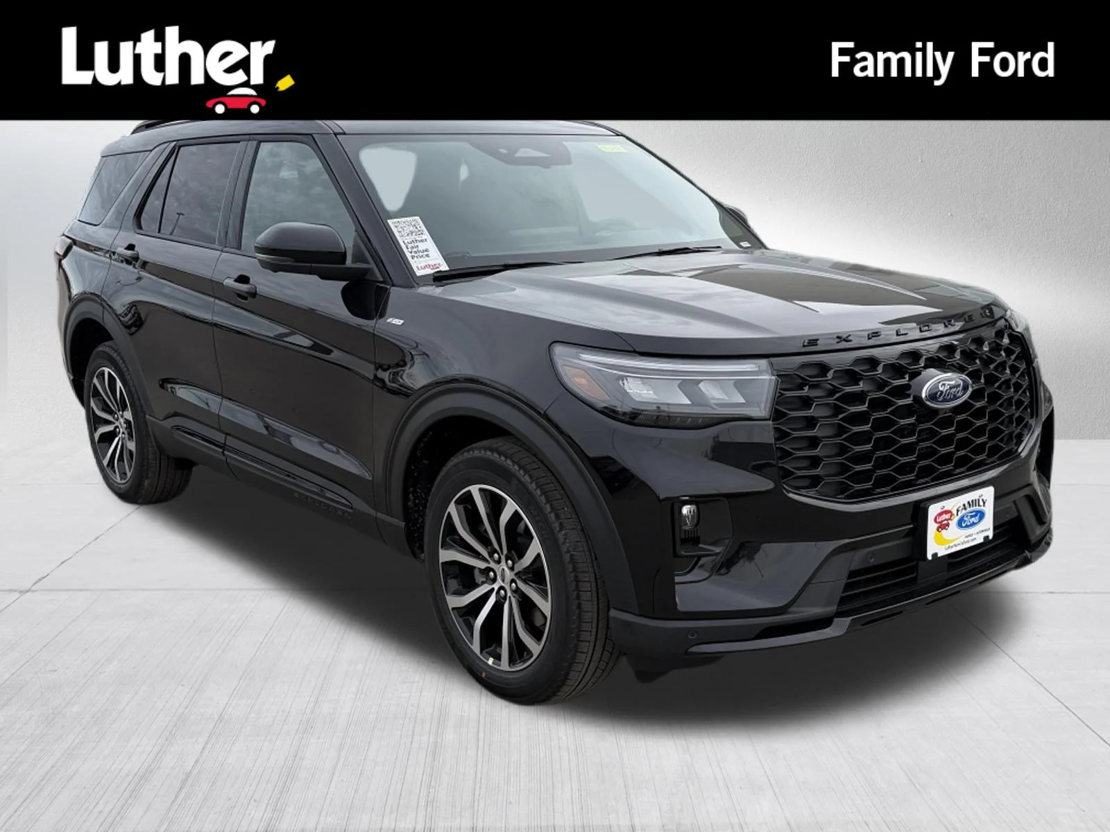 2026 Ford Explorer ST-LINE 4WD's photo