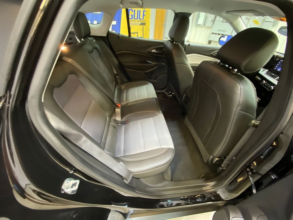 Used 2025 Black Chevrolet LT image 26