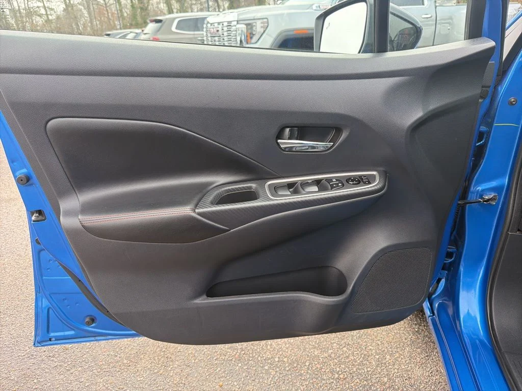 Used 2024 Blue Nissan 1.6 SR image 12