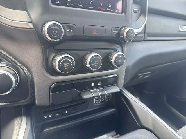 Used 2019 Silver Ram Big Horn/Lone Star image 22