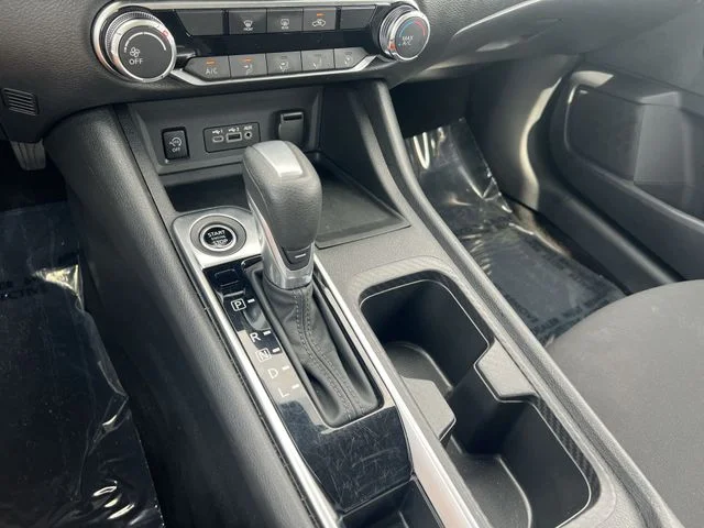 Used 2025 Blue Nissan SV image 23