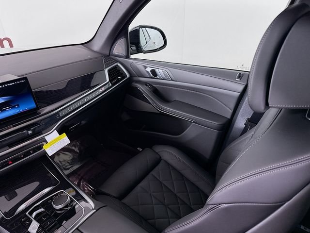 New 2026 Black Sapphire Metallic BMW xDrive40i image 25