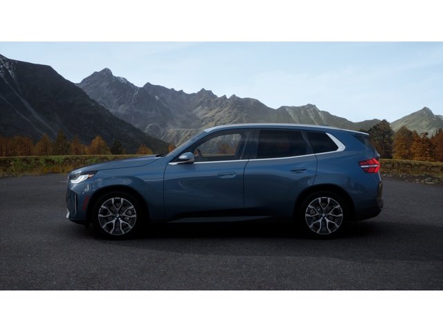 New 2026 Arctic Race Blue metallic BMW 30 xDrive image 4