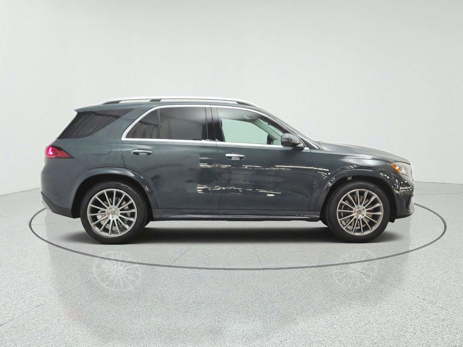 New 2027 Dark Petrol Mercedes-Benz GLE 450 4MATIC® SUV image 25