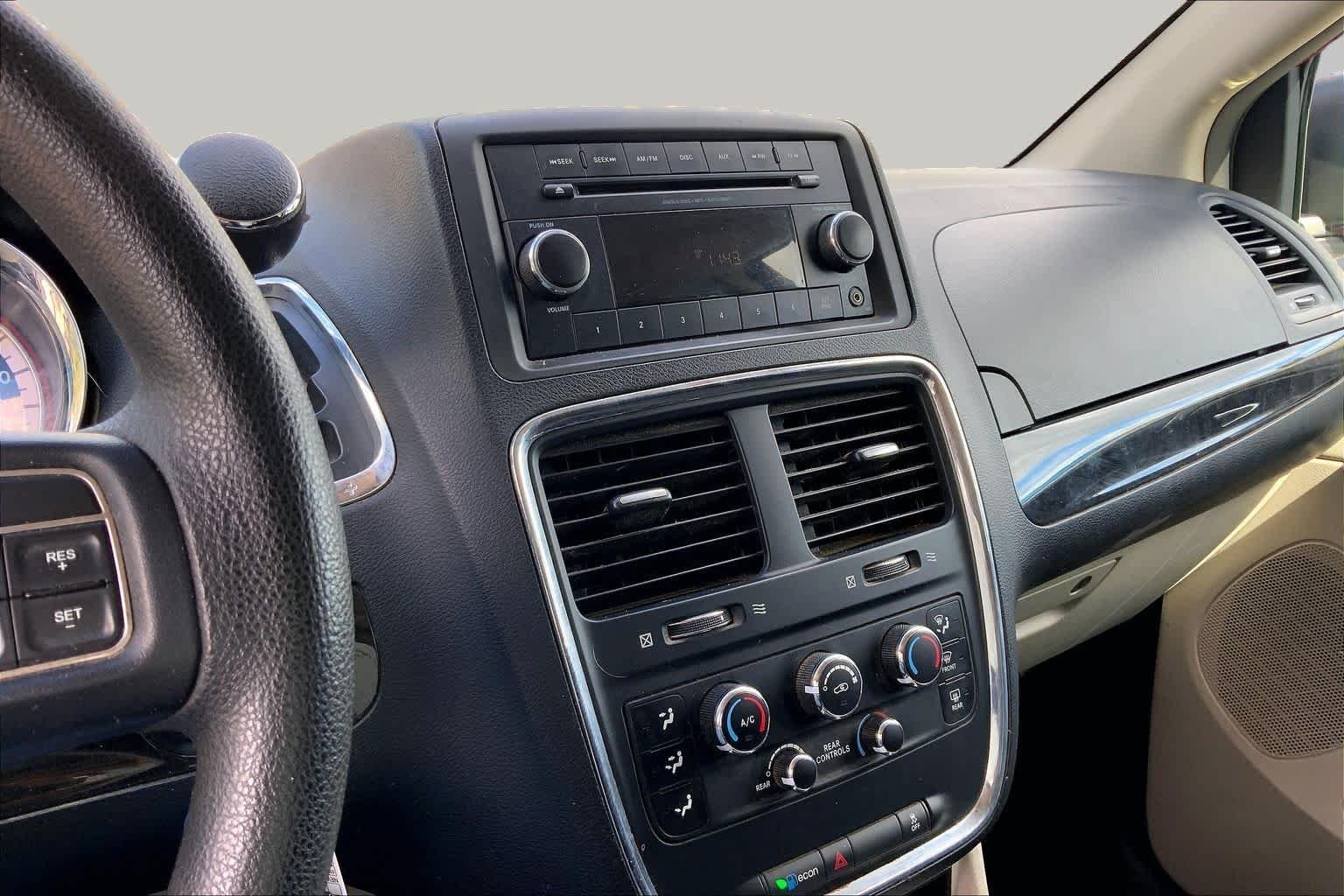 Used 2013 Redline Two-Coat Pearl Dodge SXT image 7