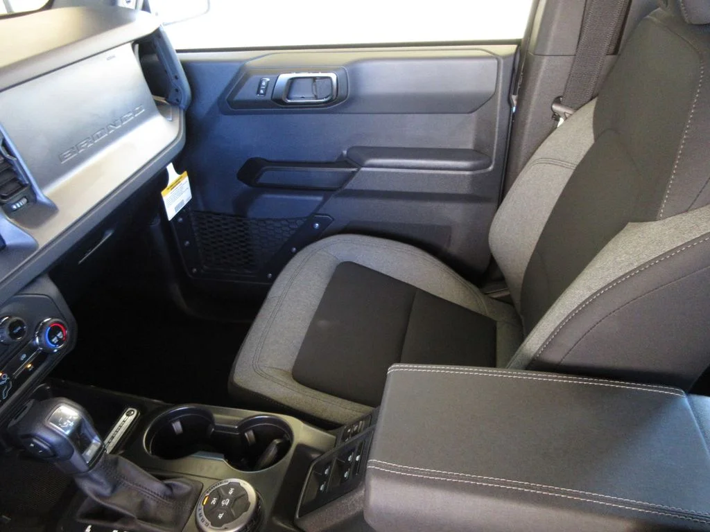 2025 Ford Bronco 4-Door Base - Photo 22