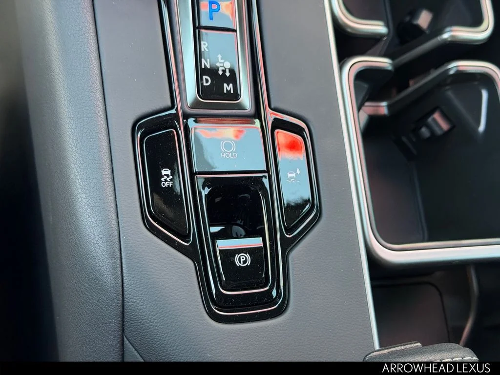 New 2026 Silver Lexus 500h F SPORT Performance Premium image 23
