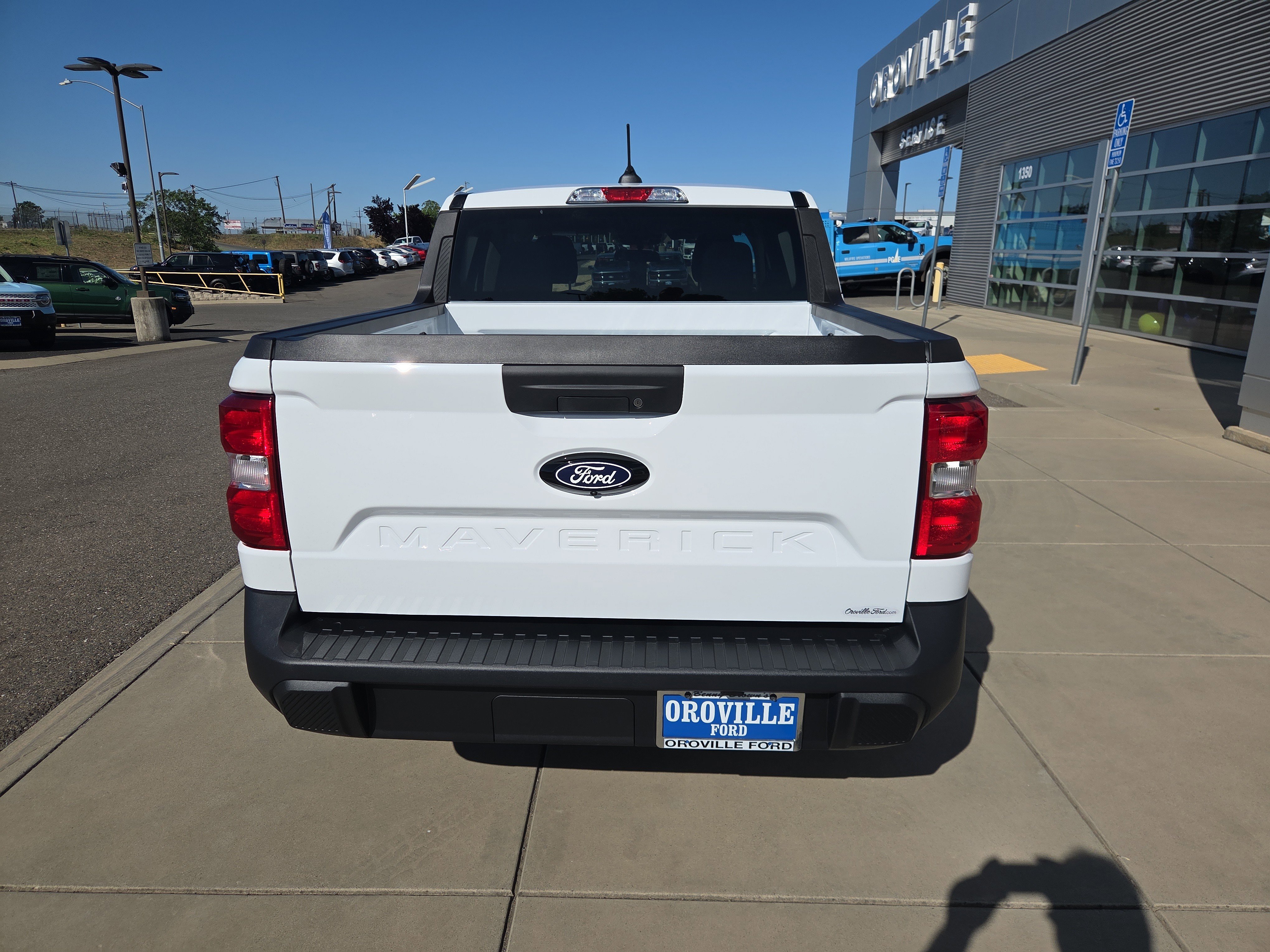 New 2026 Oxford White Ford XL image 4