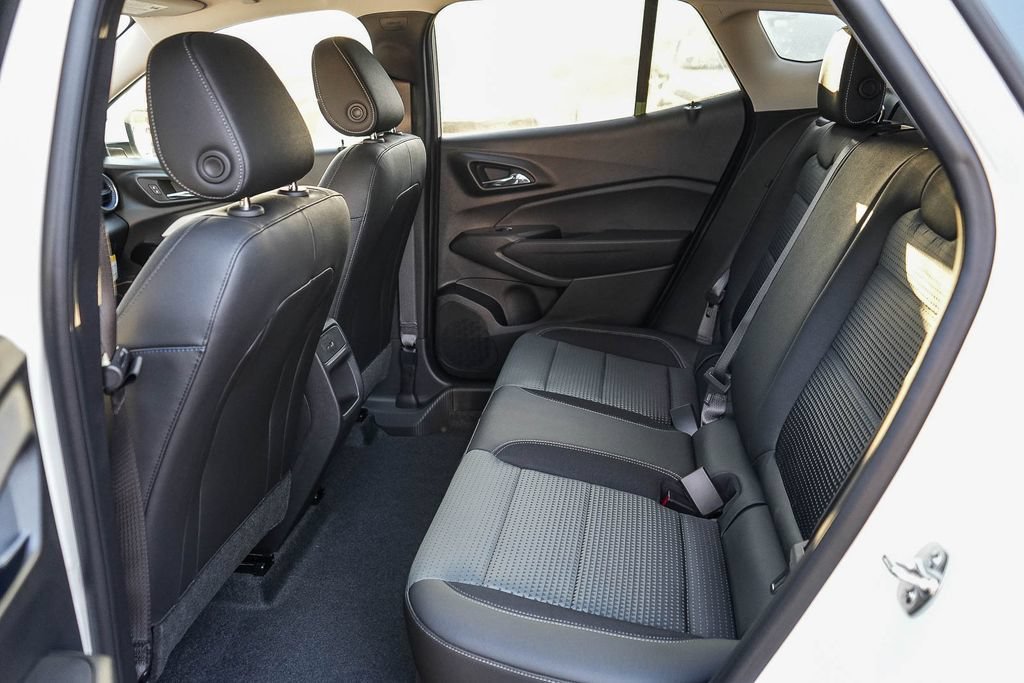 2026 Chevrolet Trax LT - Photo 17