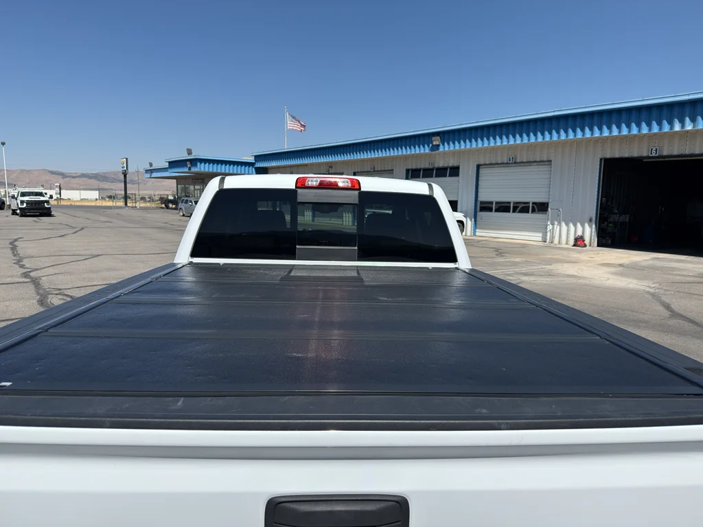 Used 2016 SUMMIT WHITE Chevrolet LTZ image 5