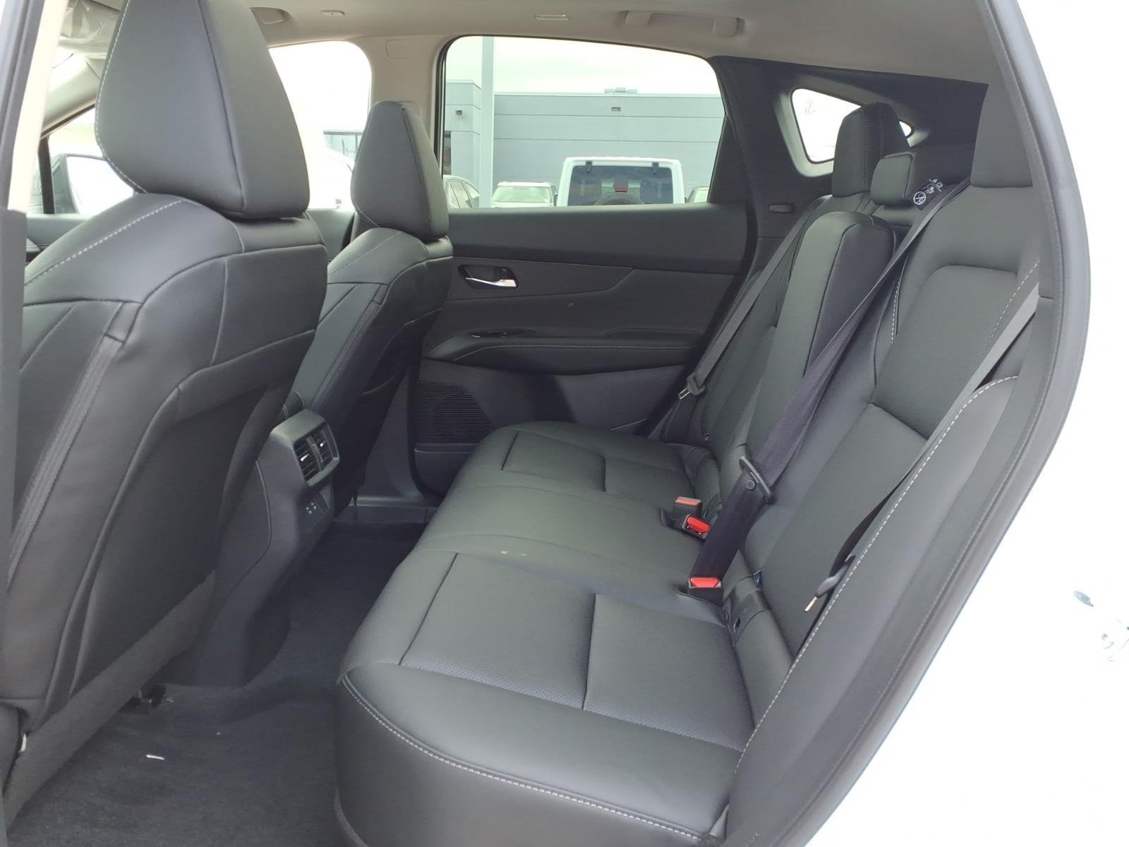 2026 Nissan Murano SL White at Robbins Nissan