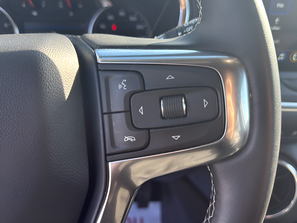 Used 2024 White Chevrolet LT image 19