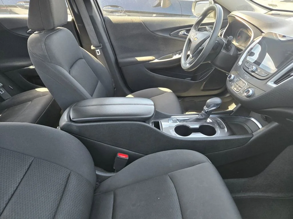 Used 2024 Sterling Gray Metallic Chevrolet 1LT image 3