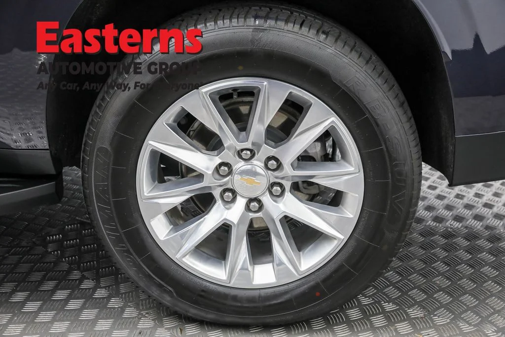 Used 2023 Gray Chevrolet Premier image 37