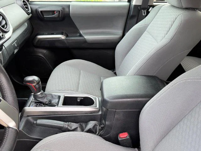 Certified Used 2021 MAGNETIC GRAY MET. Toyota SR5 image 40