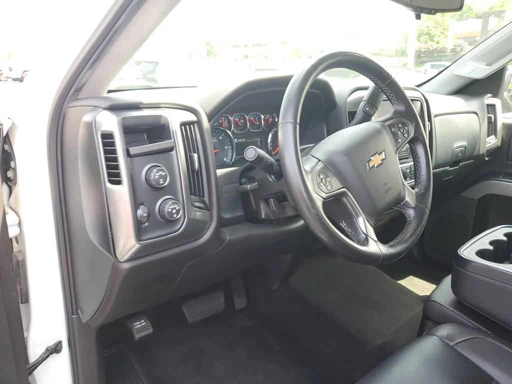 Used 2018 Beige Chevrolet LT image 19