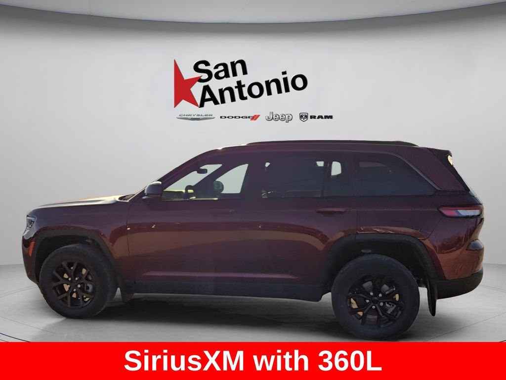 New 2026 Velvet Red Pearl-Coat Exterior Paint Jeep Altitude image 10
