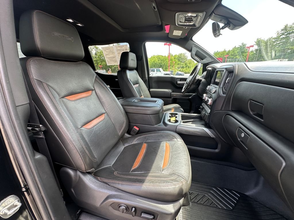 Used 2020 Black GMC AT4 image 24