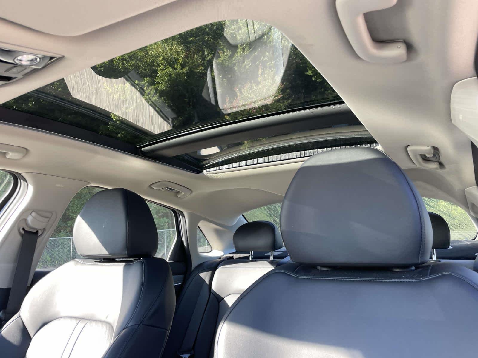 Used 2025 Yacht Blue Kia EX image 6