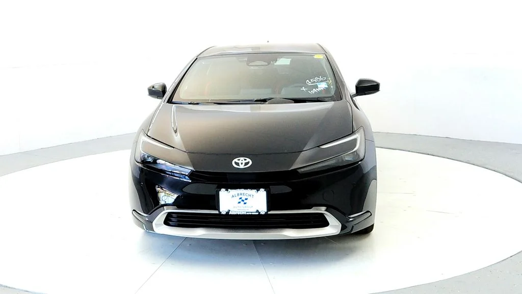 New 2027 Inked Toyota XSE image 8