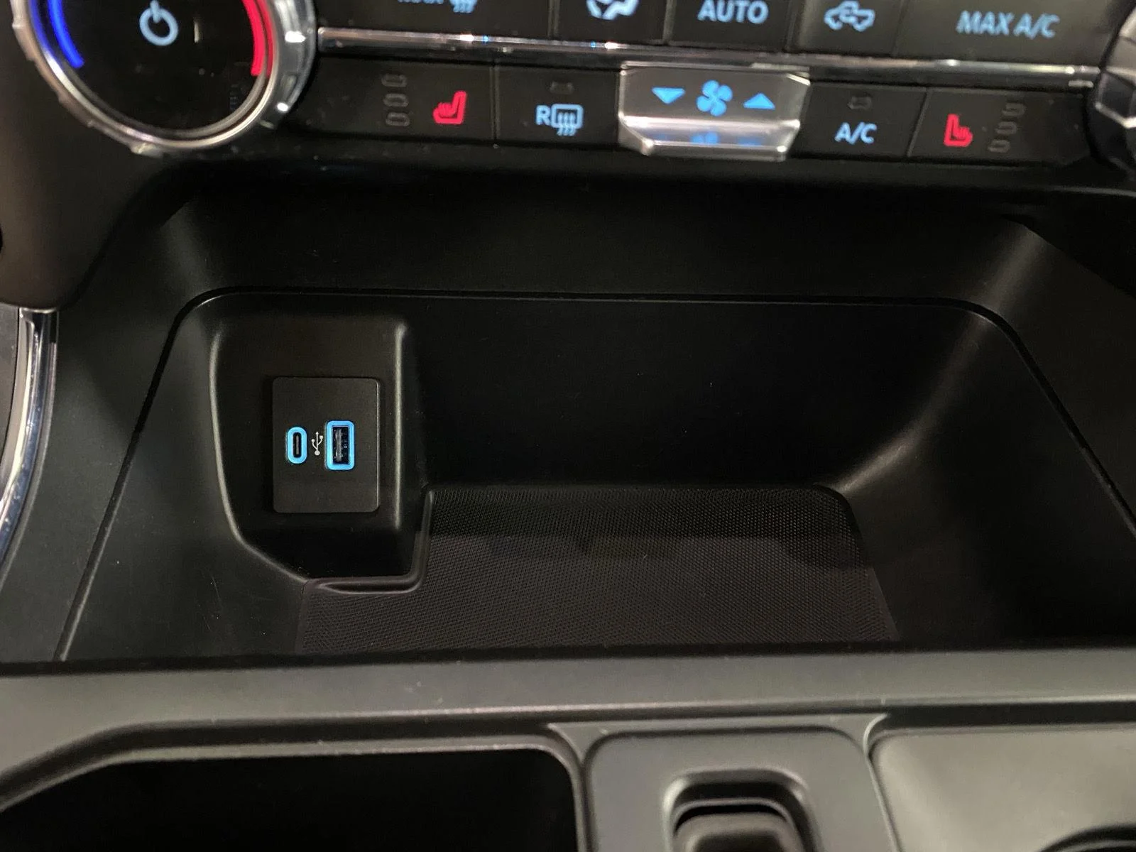 Used 2022 Carbonized Gray Ford XLT image 12