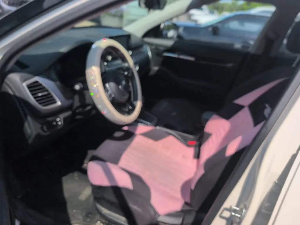 Used 2021 Snow White Pearl Kia S image 7