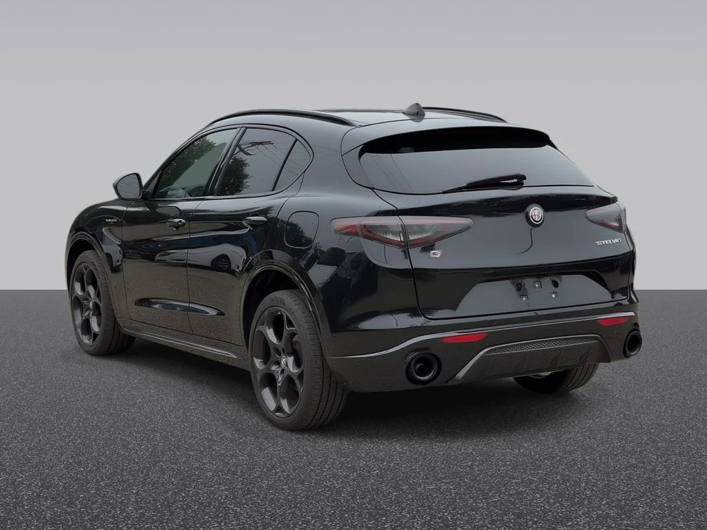 Used 2024 Black Alfa Romeo Veloce image 4