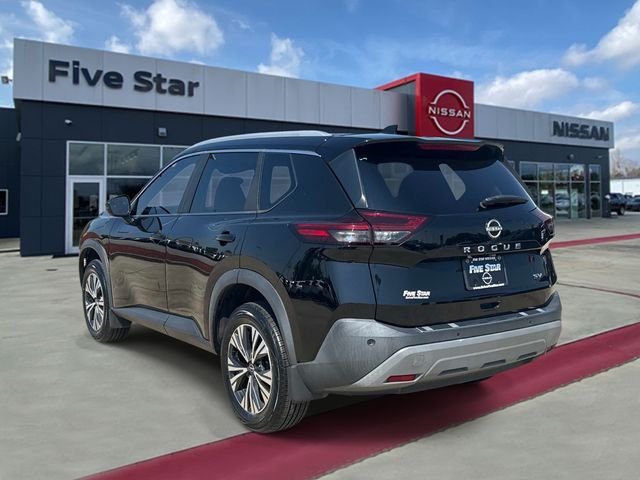 Used 2023 Black Nissan SV image 4