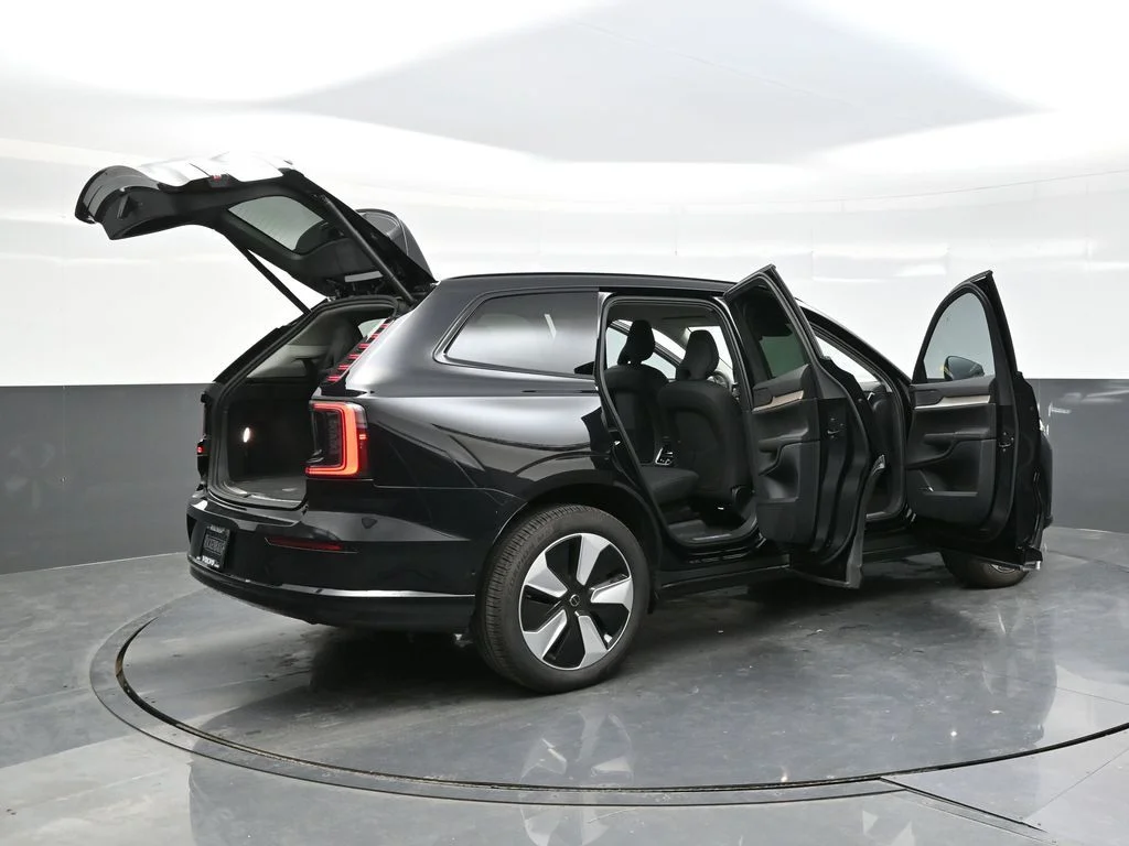 2025 Volvo EX90 Plus - Photo 59
