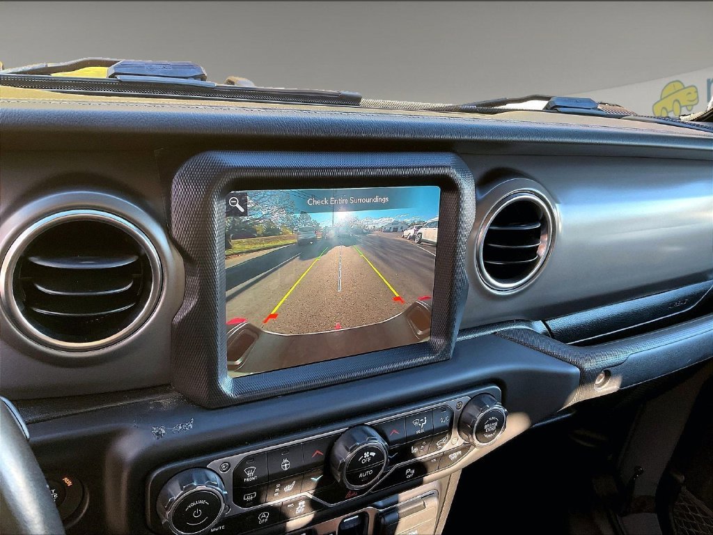 Used 2021 Gray Jeep Rubicon image 16