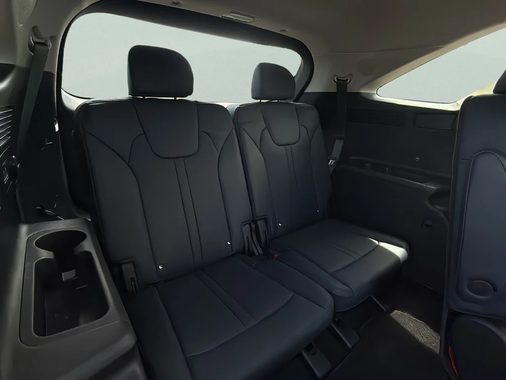 Certified Used 2024 Snow White Pearl Kia SX Prestige image 32