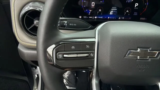 Used 2026 Summit White Chevrolet ZR2 image 22