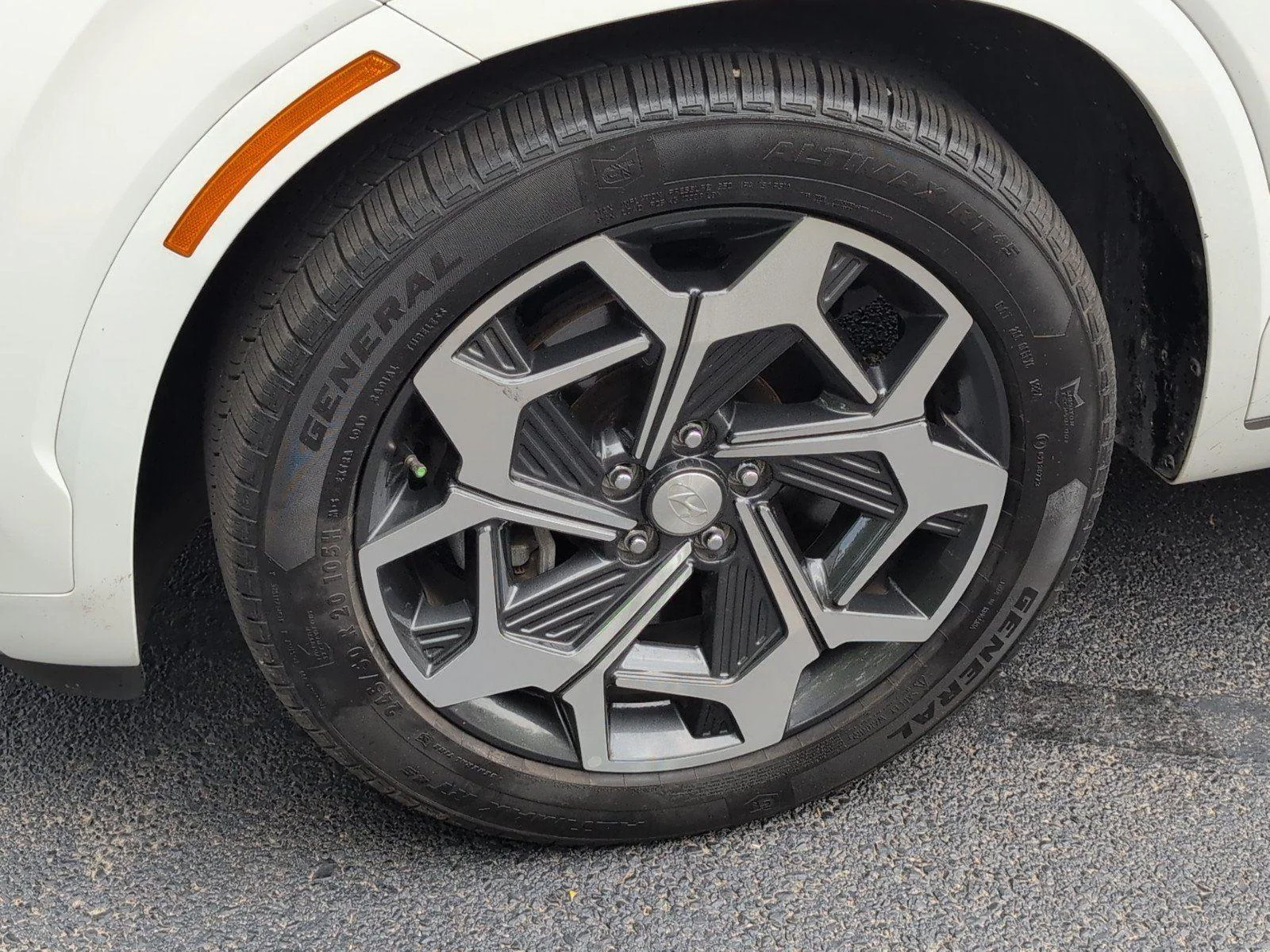 Used 2022 Hyper White Hyundai Calligraphy image 11