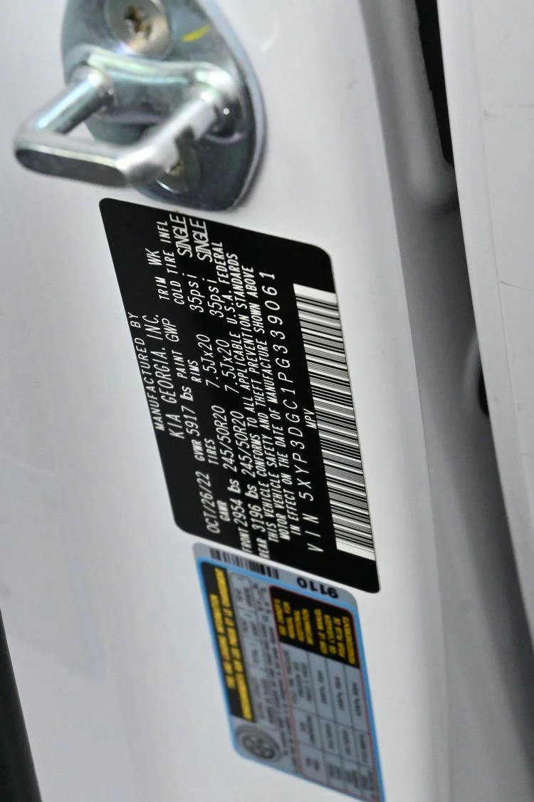 Used 2023 Glacial White Pearl Kia EX X-Line image 43