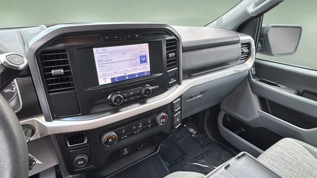 Used 2023 Silver Ford XLT image 24