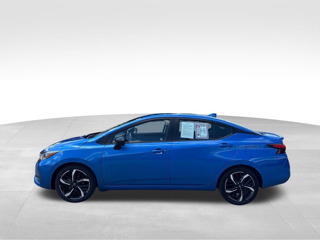 Used 2024 Blue Nissan 1.6 SR image 3