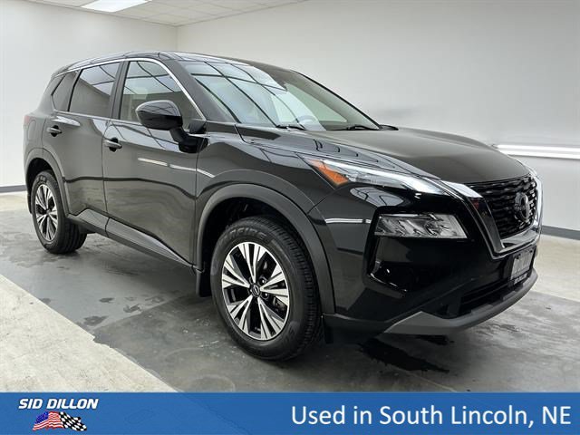 Used 2023 Super Black Nissan SV image 3