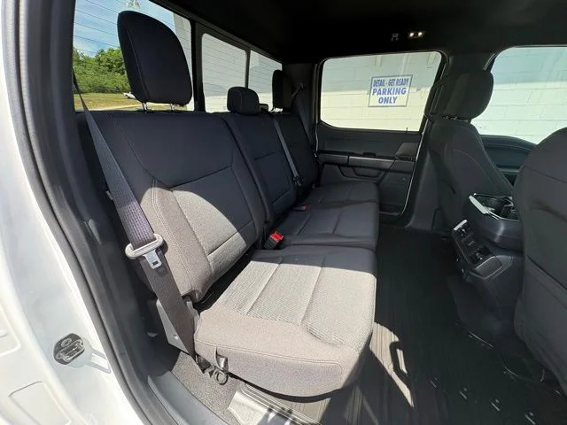 Used 2024 White Ford XLT image 30