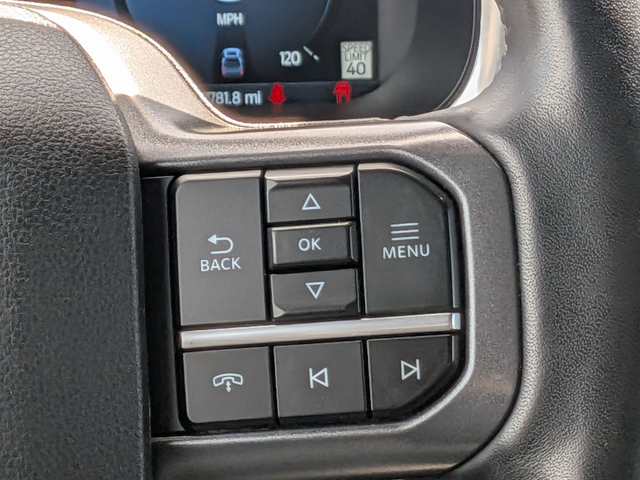 Certified Used 2024 Oxford White Ford LARIAT image 19