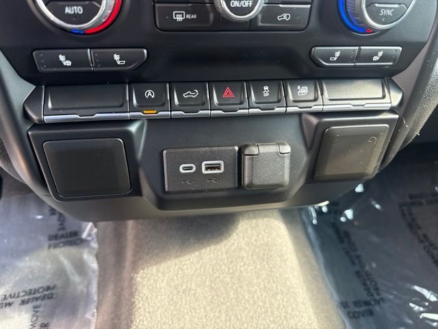 Used 2021 Blue Chevrolet LT image 18