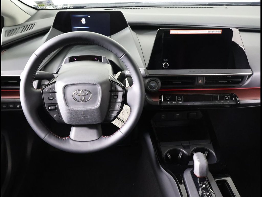 2026 Toyota Prius Plug-in Hybrid XSE - Photo 13