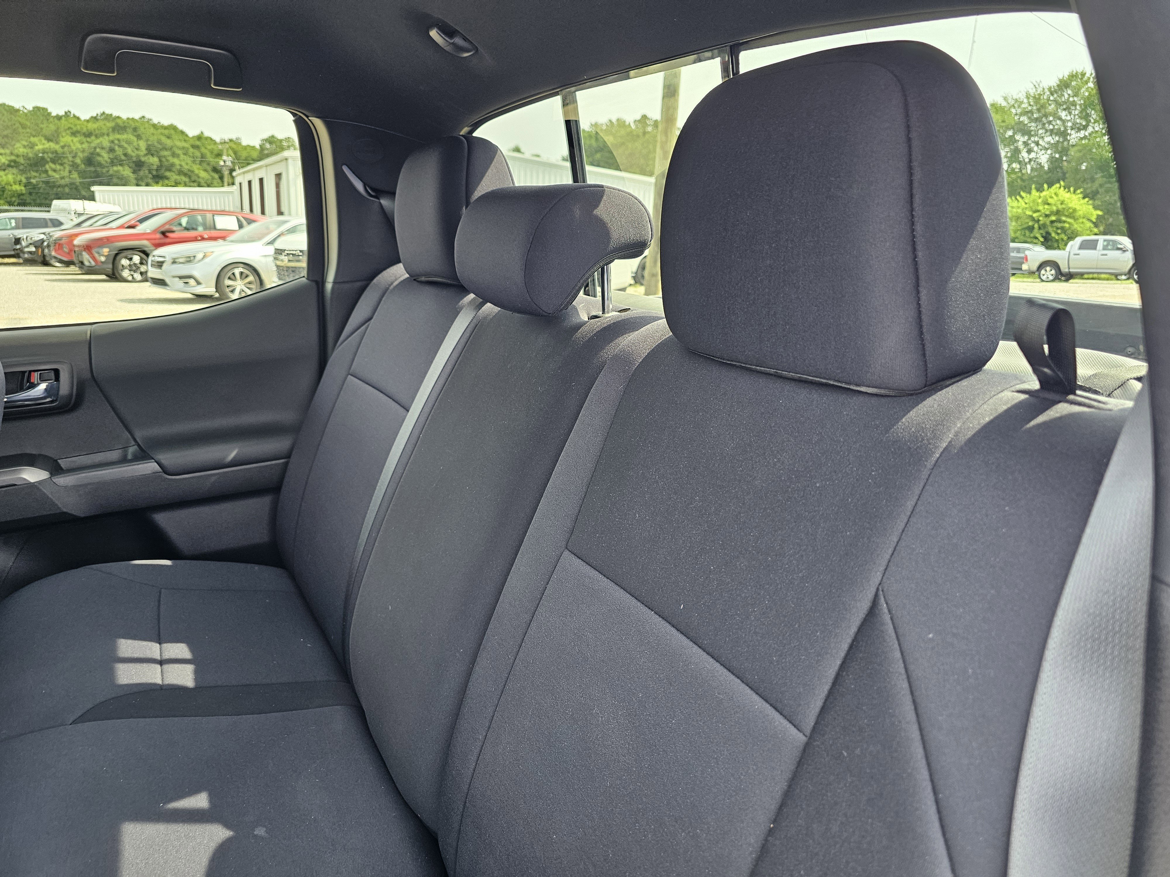 2023 Toyota Tacoma TRD Sport - Photo 32