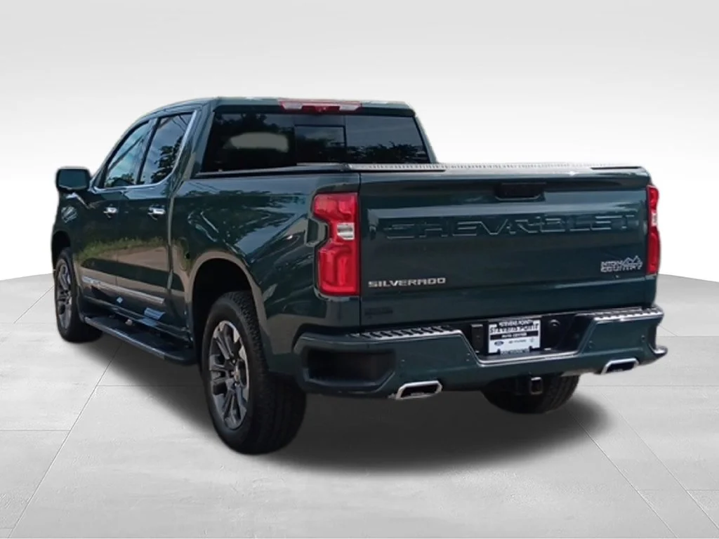 Used 2026 Cypress Gray Chevrolet High Country image 5