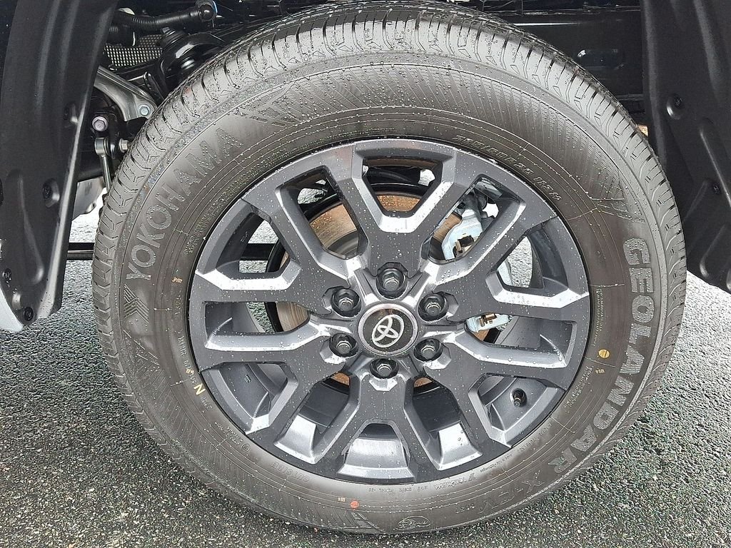 2026 Toyota Tundra Platinum - Photo 18