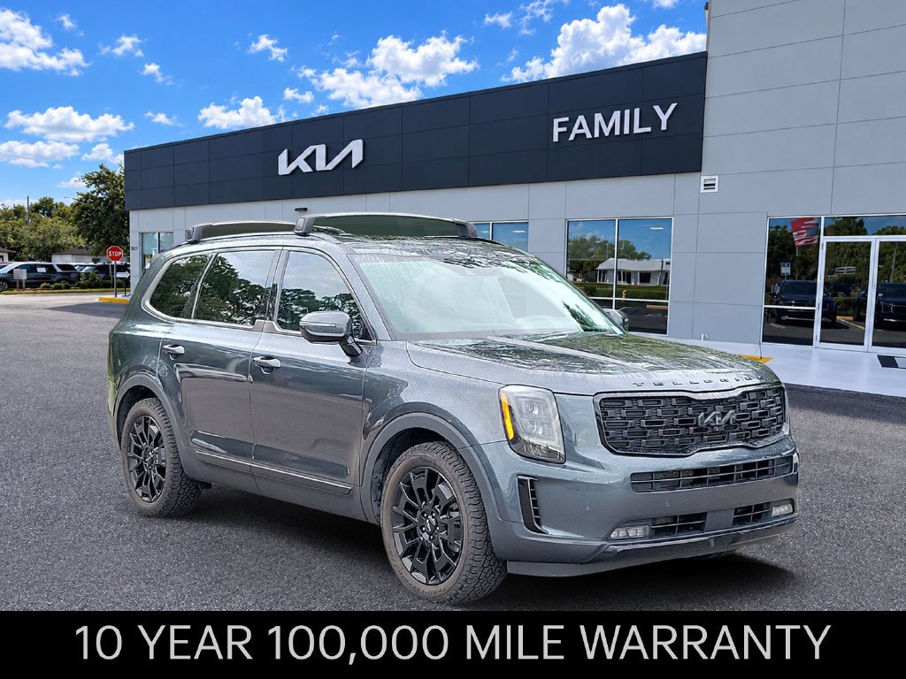 Certified Used 2022 Gravity Gray Kia SX image 1