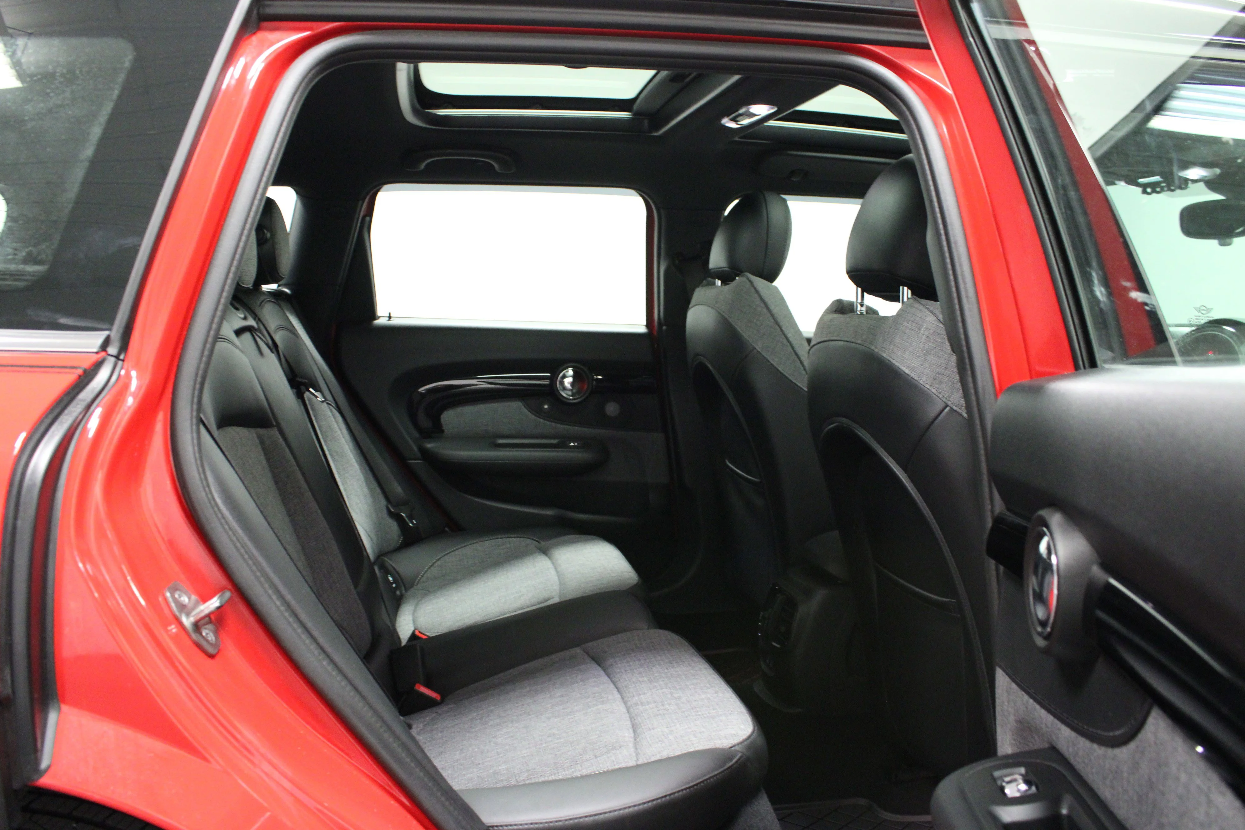 Used 2023 Chili Red MINI Cooper S image 15