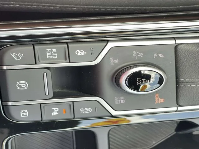 Used 2024 Black Kia X-Line SX Prestige image 31